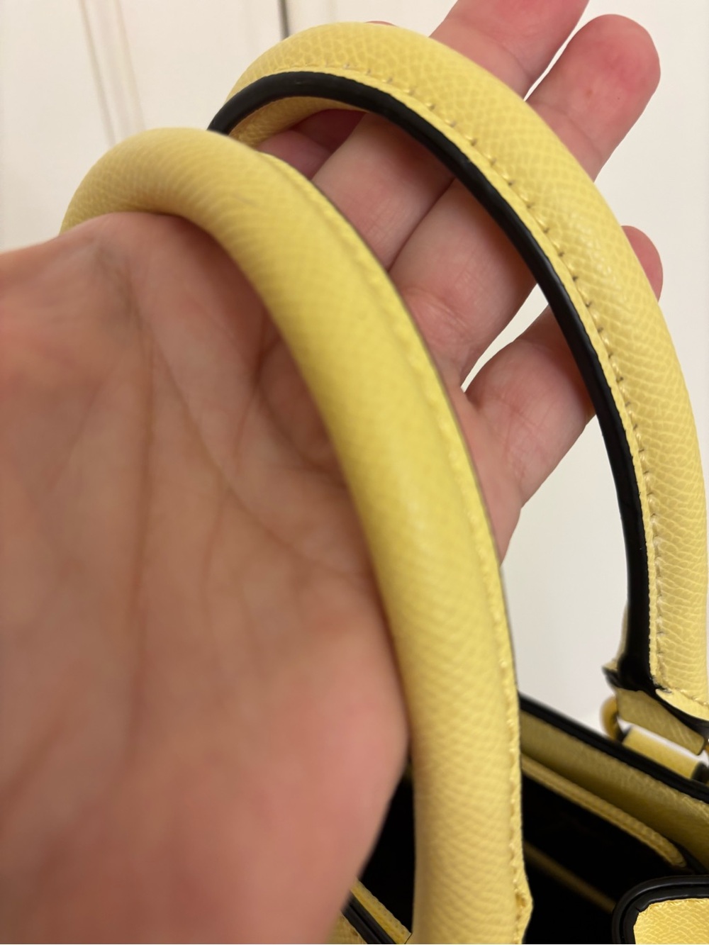 Aldo soft yellow structured satchel - EUC - Picture 8 of 8